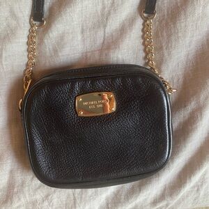 Michael Kors cross body